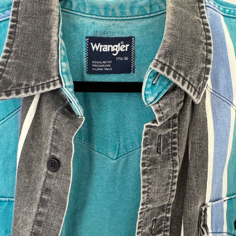 Wrangler Denim Shirt with Blue and Gray Stripes